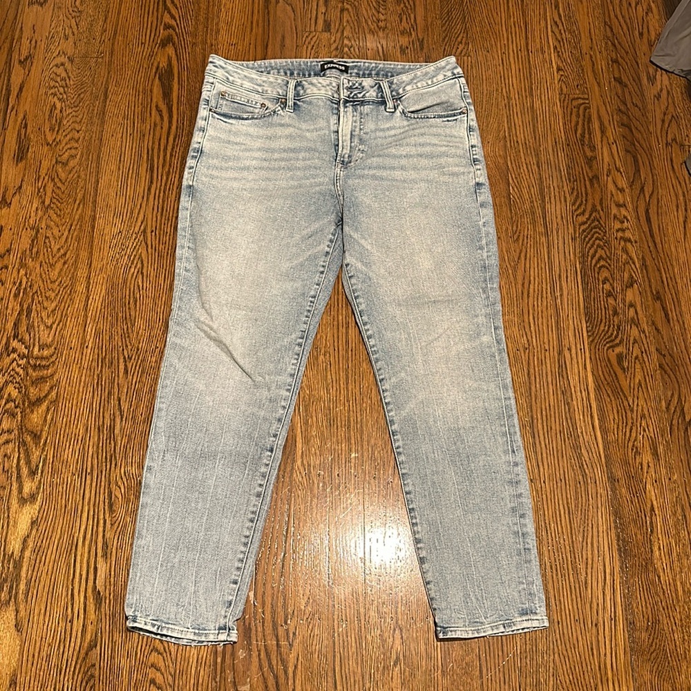 Men’s Light Wash Denim Skinny Jeans